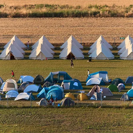 Nibiru Official Lunr Camp * Costineşti