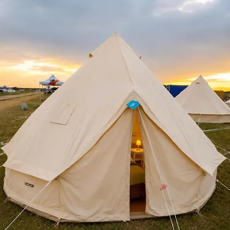 Camping Nibiru Official Lunr Camp *